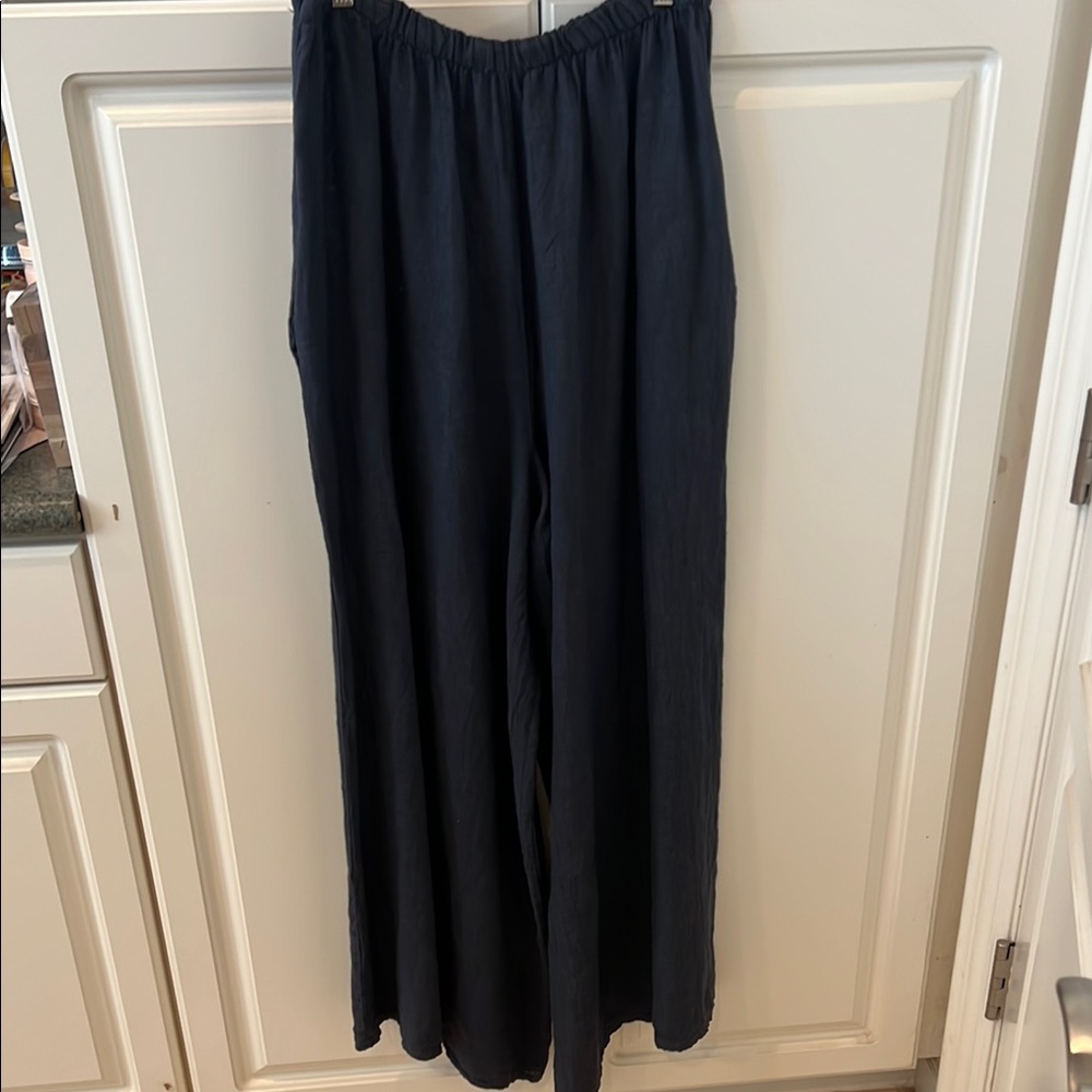 Beautiful, Linen. Navy Wide-Leg Pants made in Italy